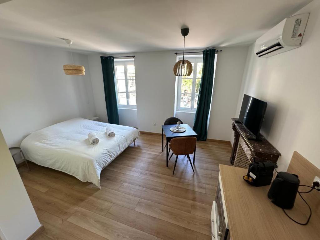 Comme A La Maison Crest Esterno foto